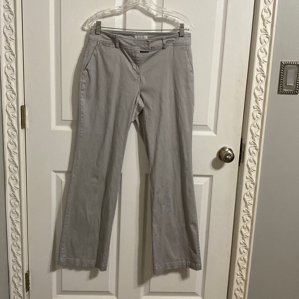 Women’s New York & Co size 6, grey khakis